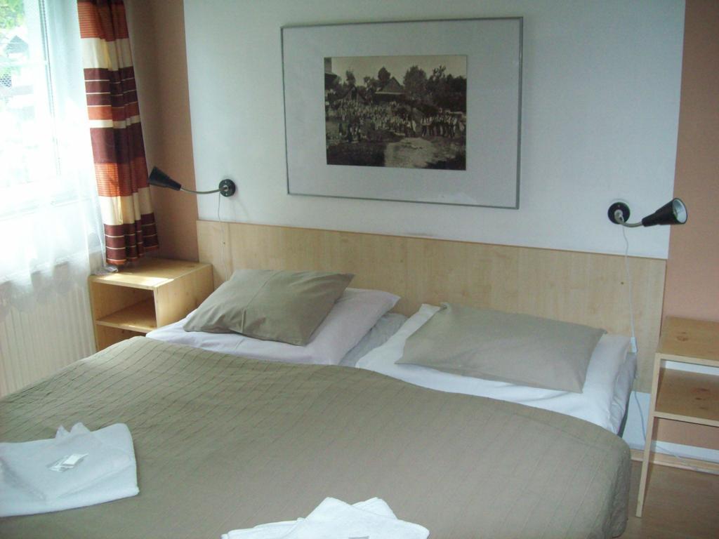 Hotel U Lip Trojanovice Frenštát pod Radhoštěm Chambre photo