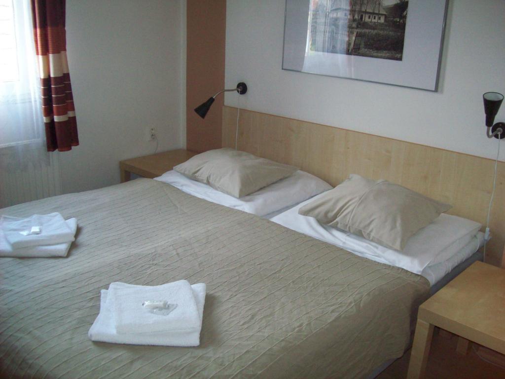 Hotel U Lip Trojanovice Frenštát pod Radhoštěm Chambre photo