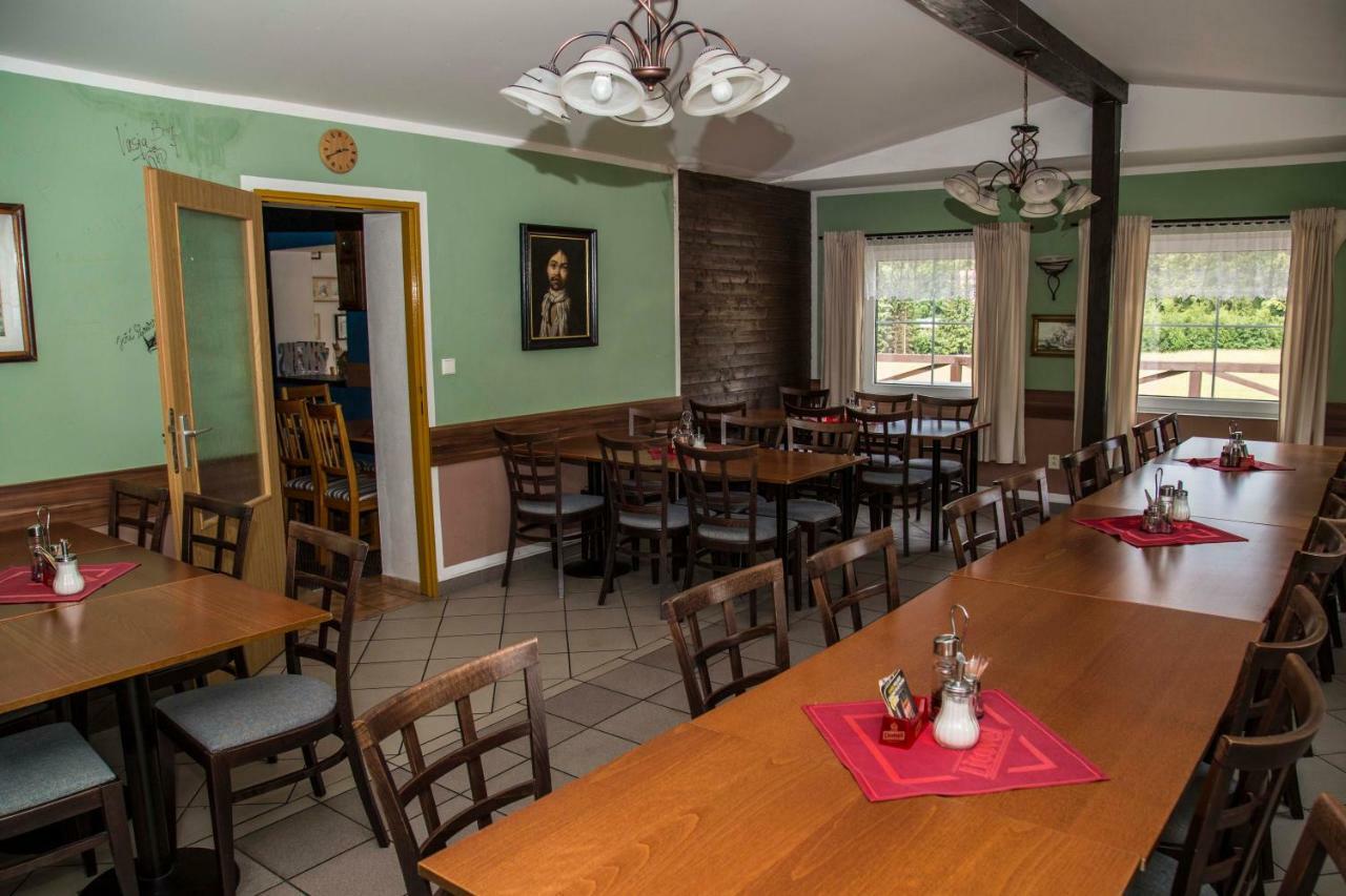 Hotel U Lip Trojanovice Frenštát pod Radhoštěm Extérieur photo